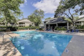 Pet Friendly, Coastal Getaway, Private Patio, SA1770